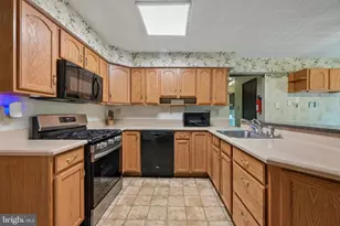 26 Friar Tuck Dr, Medford, NJ 08055 - Photo 5