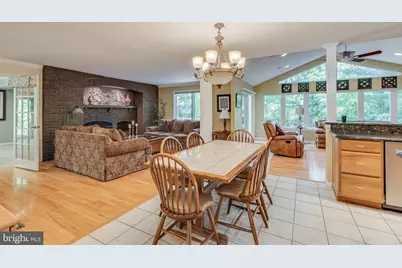 4 Heatherwood Court, Medford, NJ 08055 - Photo 7