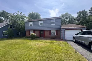 21 Bartlett Ln, Willingboro, NJ 08046 - Photo 1