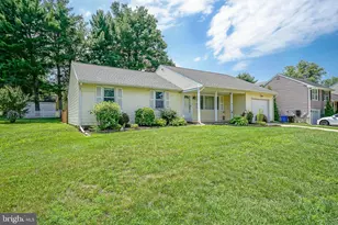 101 Greenbriar Rd, Delran, NJ 08075 - Photo 1
