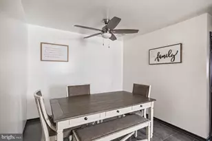 13 Jefferson Square, Edgewater Park, NJ 08010 - Photo 3