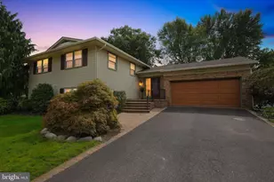 223 St David Dr, Mount Laurel, NJ 08054 - Photo 1