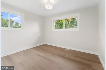 201 S Garden Boulevard, Beverly, NJ 08010 - Photo 17
