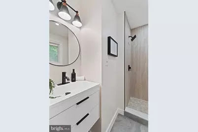 201 S Garden Boulevard, Beverly, NJ 08010 - Photo 11