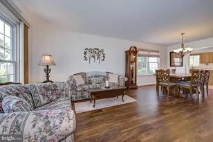 64 Jennifer Ln, Burlington, NJ 08016 - Photo 13