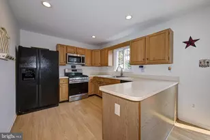 64 Jennifer Ln, Burlington, NJ 08016 - Photo 17