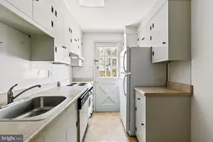 139 E 3rd St, Moorestown, NJ 08057 - Photo 9
