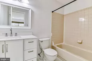 Harwood Ct, Mount Laurel, NJ 08054 - Photo 9