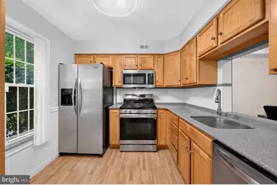 501 Harwood Court, Mount Laurel, NJ 08054 - Photo 9