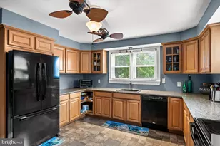 23 W Mill Rd, Maple Shade, NJ 08052 - Photo 3