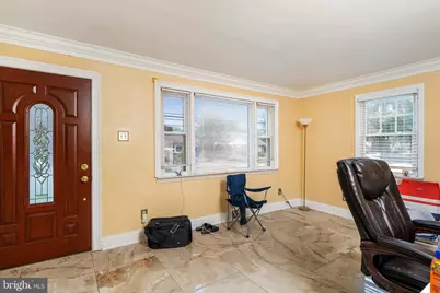 319 Station Road, Florence, NJ 08554 - Photo 7