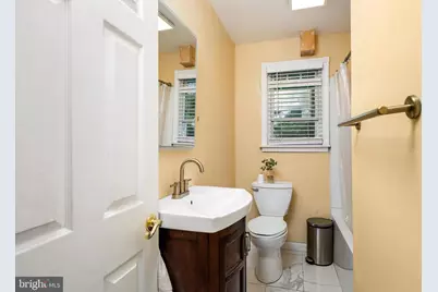 319 Station Road, Florence, NJ 08554 - Photo 9
