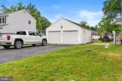 319 Station Road, Florence, NJ 08554 - Photo 3