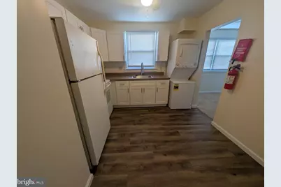 12 Florence Tollgate, Florence, NJ 08518 - Photo 5