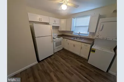 12 Florence Tollgate, Florence, NJ 08518 - Photo 3