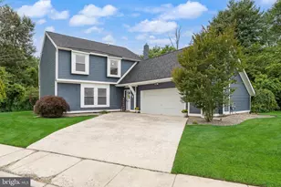 22 Rose Ct, Mount Laurel, NJ 08054 - Photo 1