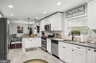 22 Rose Ct, Mount Laurel, NJ 08054 - Photo 9