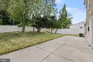 36 Mosshill Ln, Willingboro, NJ 08046 - Photo 43