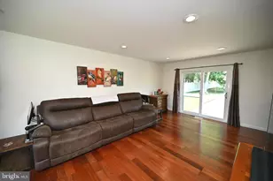 71 Coachman Dr, Bordentown, NJ 08505 - Photo 9