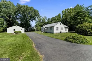 17 Mt Laurel Rd, Mount Laurel, NJ 08054 - Photo 5