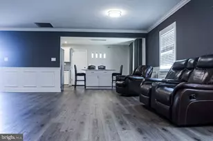 18 Holton Ln, Willingboro, NJ 08046 - Photo 5