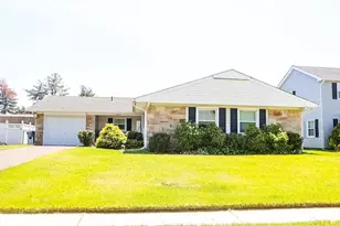 18 Holton Ln, Willingboro, NJ 08046 - Photo 1