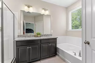 33 Sullivan Wy, Marlton, NJ 08053 - Photo 5
