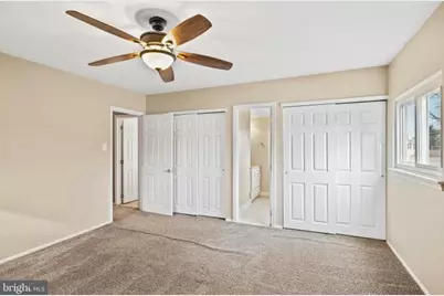 169 E Saint Andrews Drive, Mount Laurel, NJ 08054 - Photo 9