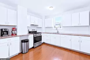 38 E Hancock St, Riverside, NJ 08075 - Photo 11