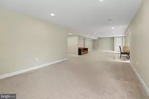 228 Leffler Cir, Florence, NJ 08518 - Photo 59