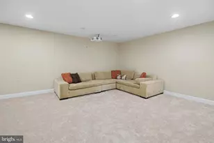 228 Leffler Cir, Florence, NJ 08518 - Photo 55