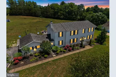 192 Yorkshire Terrace, Wrightstown, NJ 08562 - Photo 1