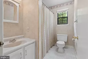 12 Shadow Oak Ct, Mount Laurel, NJ 08054 - Photo 35