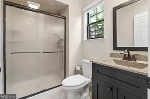 12 Shadow Oak Ct, Mount Laurel, NJ 08054 - Photo 21
