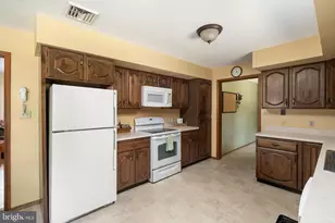 6 Eleanor Dr, Wrightstown, NJ 08562 - Photo 9