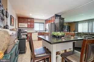 28 Blueberry Ln, Willingboro, NJ 08046 - Photo 7