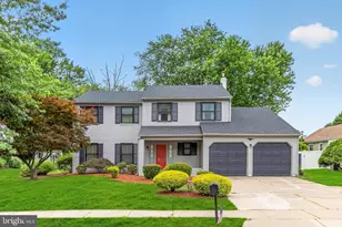4 Dickens Ln, Mount Laurel, NJ 08054 - Photo 1