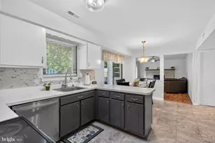 4 Dickens Ln, Mount Laurel, NJ 08054 - Photo 13