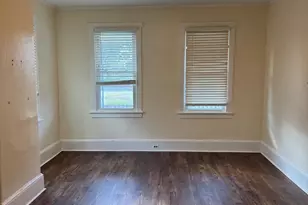 446 W Broad St, Burlington, NJ 08016 - Photo 5