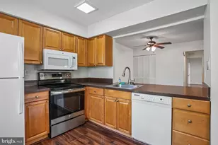 314A Mitten Ln, Mount Laurel, NJ 08054 - Photo 5