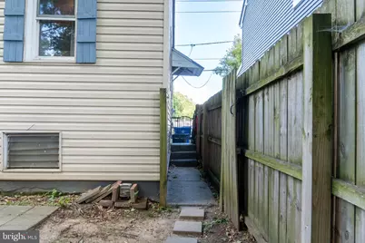 219 Front Street, Fieldsboro, NJ 08505 - Photo 27
