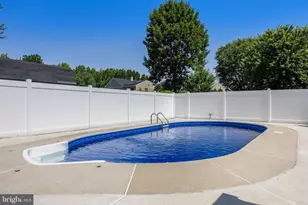 20 Rose Ct, Mount Laurel, NJ 08054 - Photo 29