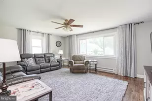 46 Browning Ave, Moorestown, NJ 08057 - Photo 5