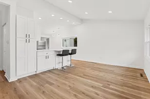 46 Indian Queen Ln, Maple Shade, NJ 08052 - Photo 5