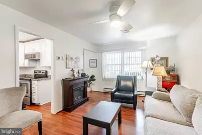 73 Huntington Drive, Southampton, NJ 08088 - Photo 9