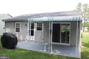73 Huntington Dr, Southampton, NJ 08088 - Photo 3