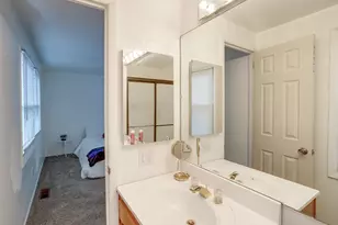46 NW Granby Ln, Willingborough, NJ 08046 - Photo 27