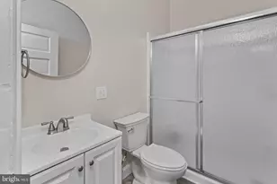 467 High St, Burlington, NJ 08016 - Photo 23
