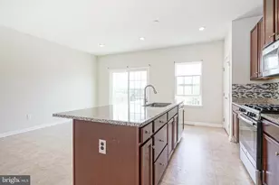 157 Star Dr, Mount Holly, NJ 08060 - Photo 7