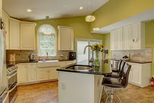 24 Foxchase Dr, Burlington, NJ 08016 - Photo 13